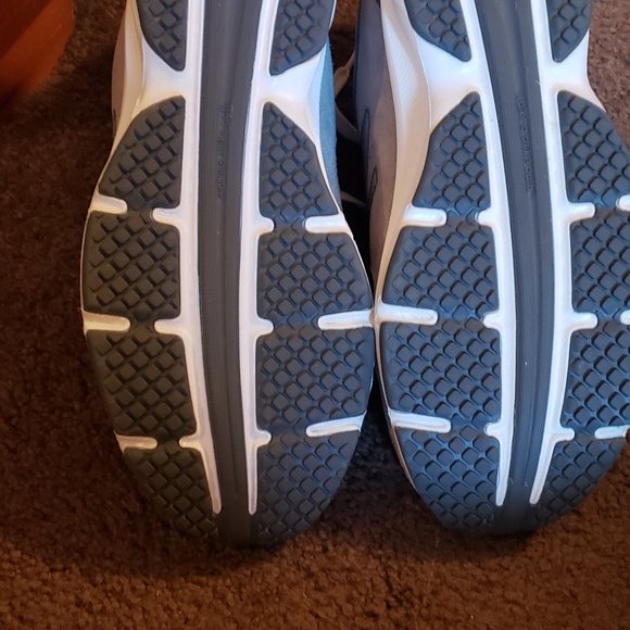 New Balance Sneakers W11 M9.5 NEW w/o tags - Picture 5 of 5